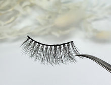 Load image into Gallery viewer, Love #02