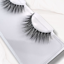 Load image into Gallery viewer, Naked Valentina