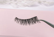 Load image into Gallery viewer, Naked #05